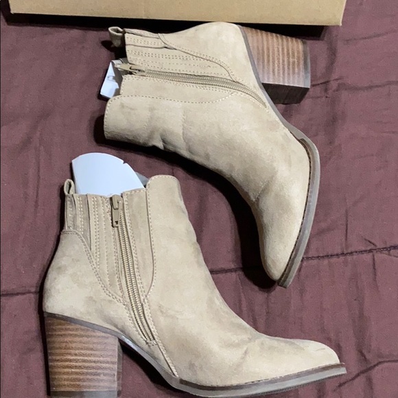 Francesca’s Tan Booties. New Condition! - Picture 9 of 11